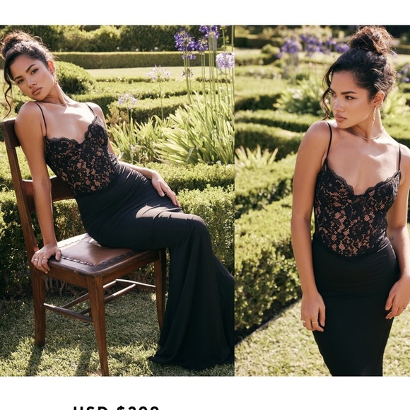 HOUSE OF CB 'Cara' Black Corset lace gown Maxi Dress/Size M NWOT - Picture 3 of 15